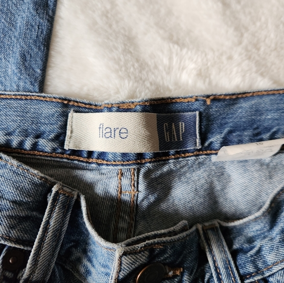 GAP- Vintage Jeans - Picture 5 of 10